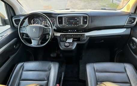 Peugeot Traveller I, 2020 год, 2 400 000 рублей, 4 фотография