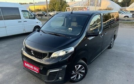Peugeot Traveller I, 2020 год, 2 400 000 рублей, 10 фотография