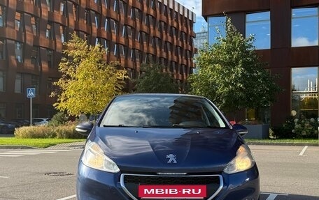 Peugeot 208 II, 2013 год, 700 000 рублей, 12 фотография