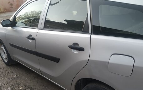 Toyota Matrix, 2005 год, 550 000 рублей, 7 фотография