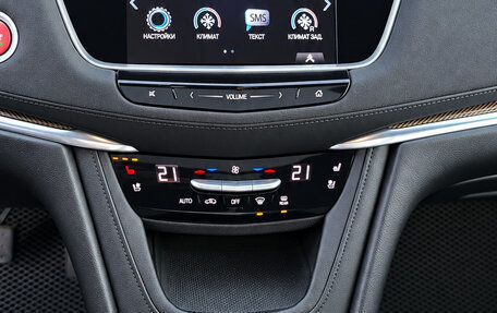 Cadillac XT5 I рестайлинг, 2016 год, 1 690 000 рублей, 14 фотография