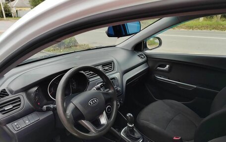 KIA Rio III рестайлинг, 2012 год, 750 000 рублей, 2 фотография