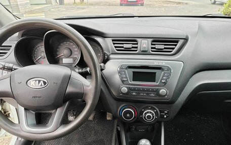 KIA Rio III рестайлинг, 2012 год, 750 000 рублей, 9 фотография