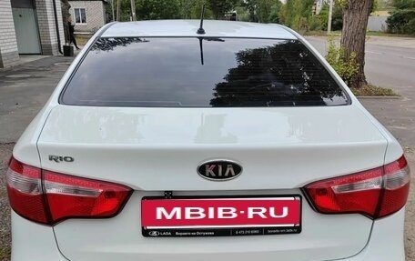 KIA Rio III рестайлинг, 2012 год, 750 000 рублей, 6 фотография