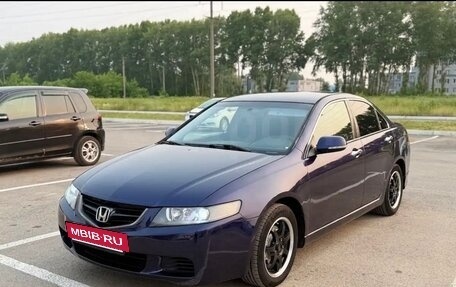 Honda Accord VII рестайлинг, 2004 год, 670 000 рублей, 2 фотография