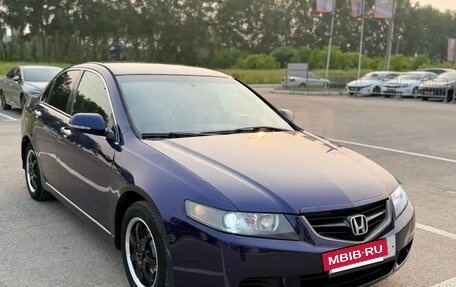 Honda Accord VII рестайлинг, 2004 год, 670 000 рублей, 3 фотография