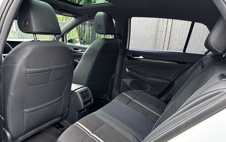 Volkswagen Golf VIII, 2023 год, 1 920 000 рублей, 22 фотография