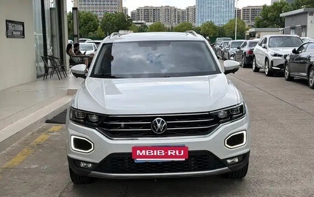 Volkswagen T-Roc I, 2022 год, 1 726 000 рублей, 4 фотография