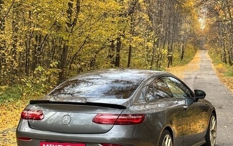 Mercedes-Benz E-Класс, 2017 год, 3 600 000 рублей, 6 фотография