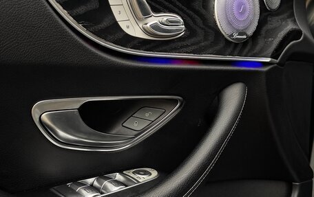 Mercedes-Benz E-Класс, 2017 год, 3 600 000 рублей, 19 фотография