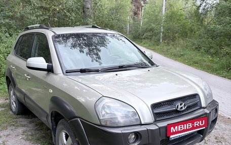 Hyundai Tucson III, 2006 год, 800 000 рублей, 2 фотография