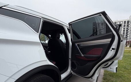 Geely Coolray I, 2023 год, 1 650 000 рублей, 8 фотография