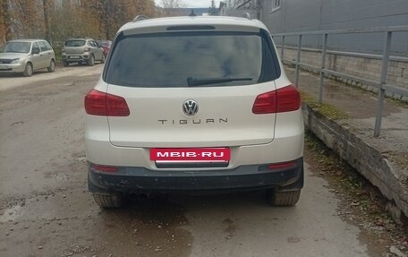 Volkswagen Tiguan I, 2012 год, 800 000 рублей, 2 фотография