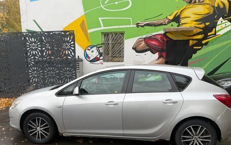 Opel Astra J, 2012 год, 600 000 рублей, 9 фотография