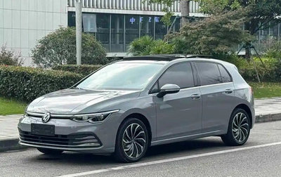 Volkswagen Golf VIII, 2022 год, 1 680 000 рублей, 1 фотография