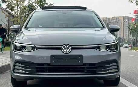 Volkswagen Golf VIII, 2022 год, 1 680 000 рублей, 3 фотография
