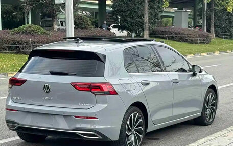 Volkswagen Golf VIII, 2022 год, 1 680 000 рублей, 5 фотография