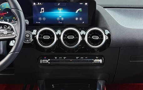 Mercedes-Benz B-Класс, 2021 год, 1 550 000 рублей, 21 фотография