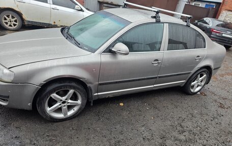 Skoda Superb III рестайлинг, 2008 год, 375 000 рублей, 2 фотография
