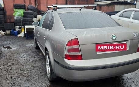 Skoda Superb III рестайлинг, 2008 год, 375 000 рублей, 4 фотография