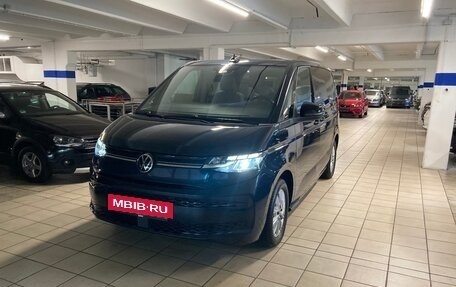 Volkswagen Multivan, 2022 год, 3 900 000 рублей, 2 фотография