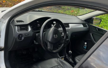 Skoda Rapid I, 2015 год, 750 000 рублей, 5 фотография