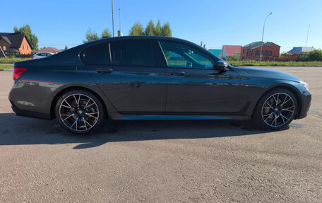 BMW 7 серия, 2018 год, 3 900 000 рублей, 6 фотография