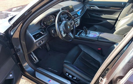 BMW 7 серия, 2018 год, 3 900 000 рублей, 7 фотография