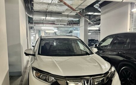 Honda Vezel, 2021 год, 2 079 000 рублей, 3 фотография