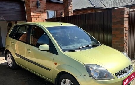 Ford Fiesta, 2006 год, 380 000 рублей, 1 фотография