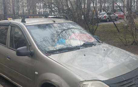 Renault Logan I, 2010 год, 210 000 рублей, 1 фотография