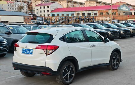Honda Vezel, 2022 год, 1 590 700 рублей, 5 фотография