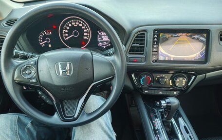 Honda Vezel, 2022 год, 1 590 700 рублей, 8 фотография