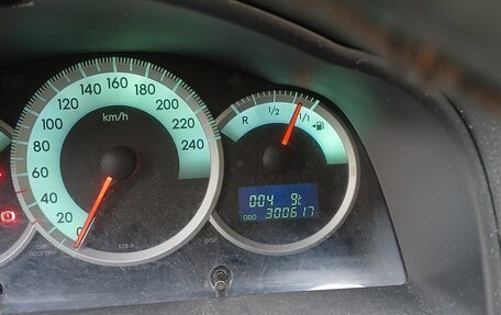 Toyota Corolla Verso I, 2006 год, 750 000 рублей, 4 фотография