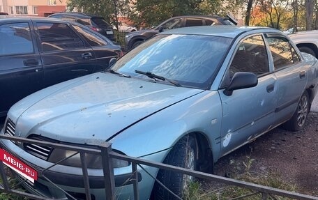 Mitsubishi Carisma I, 2003 год, 110 000 рублей, 3 фотография