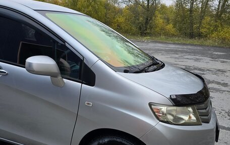 Honda Freed I, 2010 год, 990 000 рублей, 2 фотография
