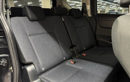 Toyota Sienta II, 2018 год, 1 390 000 рублей, 24 фотография
