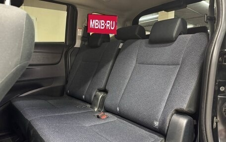 Toyota Sienta II, 2018 год, 1 390 000 рублей, 30 фотография