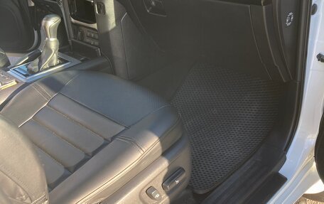 Toyota Land Cruiser Prado 150 рестайлинг 2, 2020 год, 4 690 000 рублей, 10 фотография