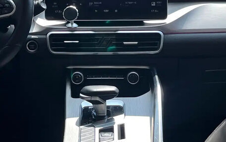Geely Coolray I, 2022 год, 1 250 000 рублей, 11 фотография