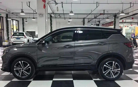 Geely Coolray I, 2022 год, 1 350 000 рублей, 4 фотография