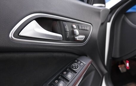 Mercedes-Benz CLA, 2018 год, 1 970 055 рублей, 11 фотография