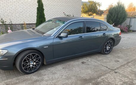 BMW 7 серия, 2007 год, 900 000 рублей, 3 фотография