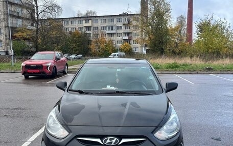Hyundai Solaris II рестайлинг, 2012 год, 539 700 рублей, 1 фотография