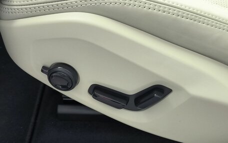 Volvo XC60 II, 2026 год, 8 300 000 рублей, 17 фотография