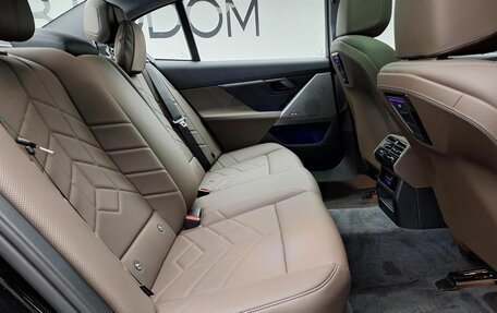 BMW 5 серия, 2025 год, 8 450 000 рублей, 7 фотография