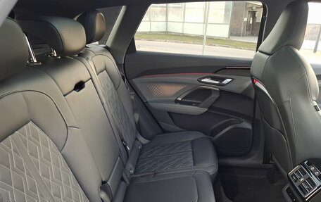 Audi Q5, 2026 год, 6 880 000 рублей, 26 фотография