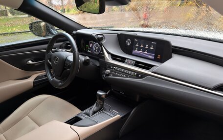 Lexus ES VII, 2020 год, 4 200 000 рублей, 25 фотография