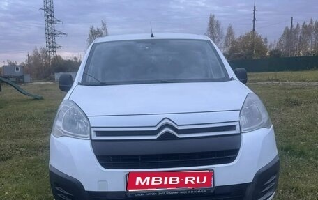 Citroen Berlingo II рестайлинг, 2017 год, 960 000 рублей, 1 фотография