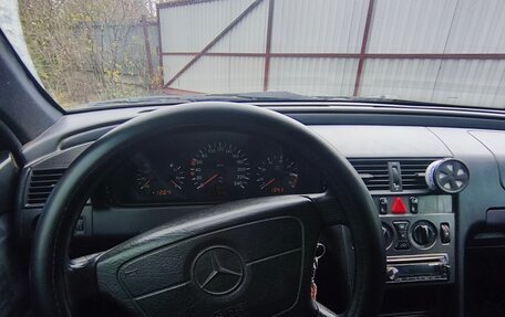 Mercedes-Benz C-Класс, 1996 год, 230 000 рублей, 11 фотография